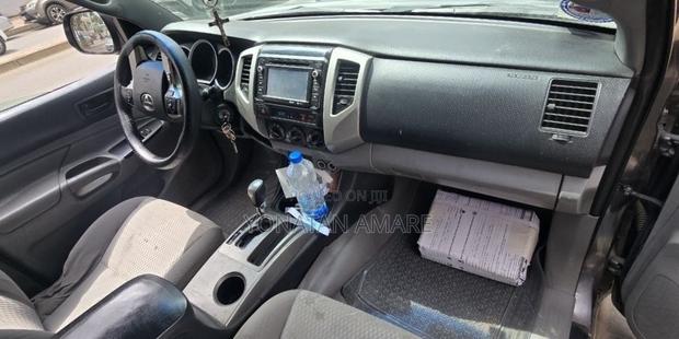 Toyota Tacoma 2013 Gray