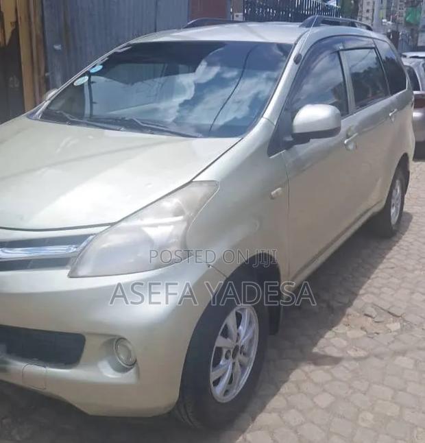 Toyota Avanza 2016 Silver