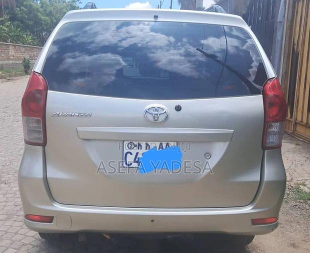Toyota Avanza 2016 Silver