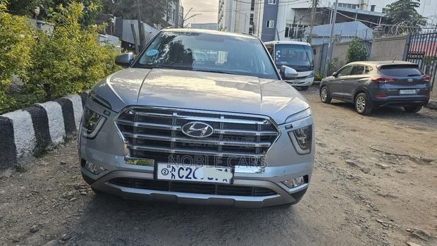Hyundai Creta 2022 Silver