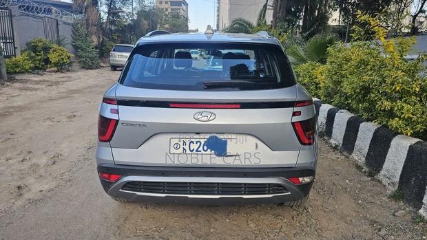 Hyundai Creta 2022 Silver