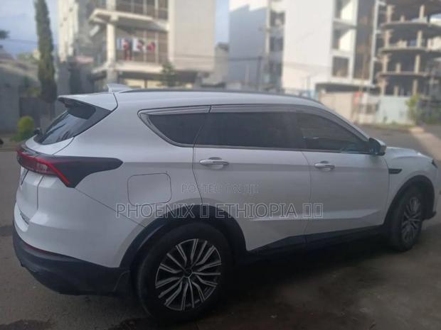Jetour X70 2024 White