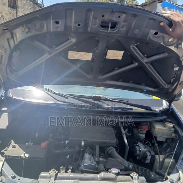 Toyota Avanza 2013 Gray