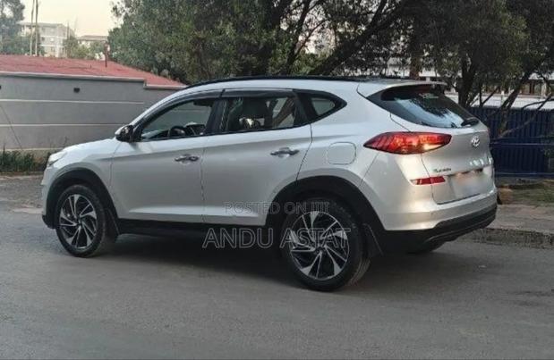 Hyundai Tucson 2020 Silver