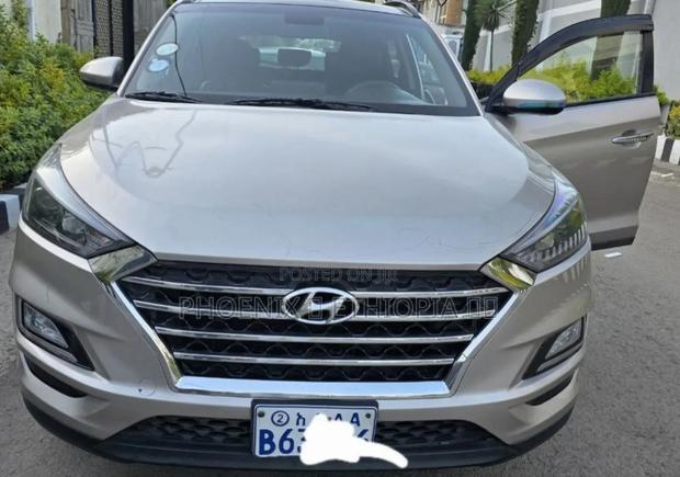 Hyundai Tucson 2020 Gold