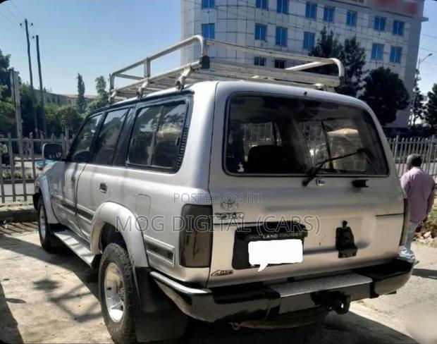 Toyota Land Cruiser 1993 Gray