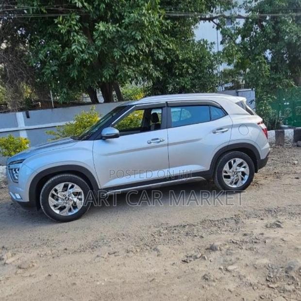 Hyundai Creta 2022 Silver