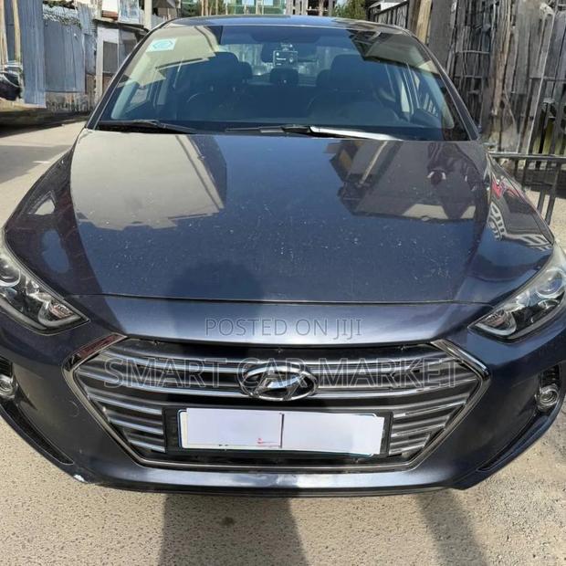 Hyundai Avante 2017 Gray