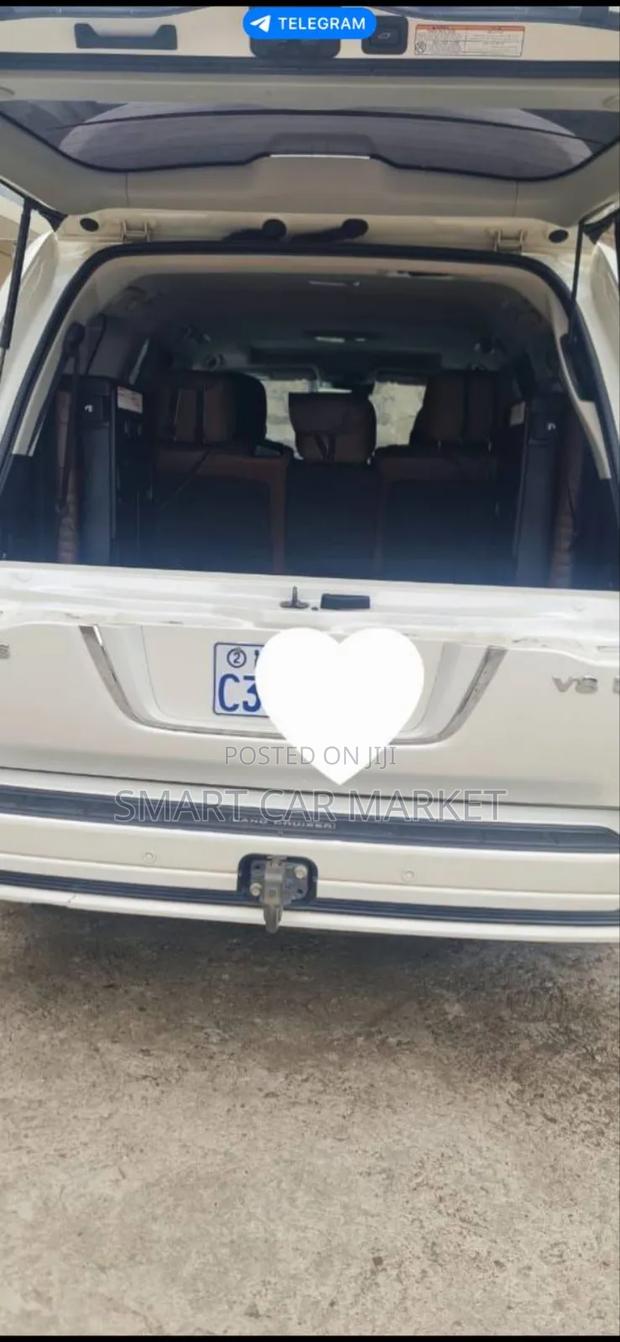 Toyota Land Cruiser 2020 White