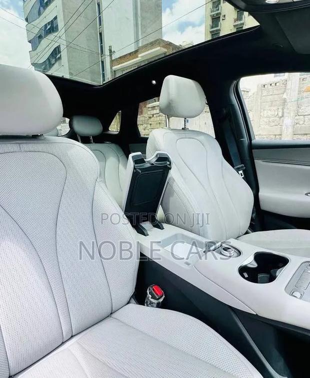 New BYD Sealion 06 EV 2025 Off white