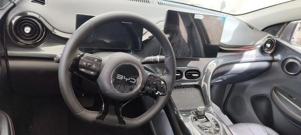 New BYD E2 43 kWh 94 hp FWD 2025 Gray