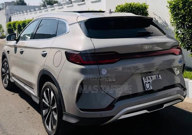 BYD Song Plus 2025 White