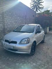 Toyota Vitz 2001 Silver for sale