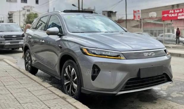 New BYD Seal DM-i 2025 Silver