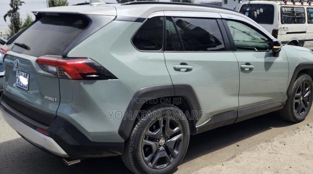 Toyota RAV4 2023