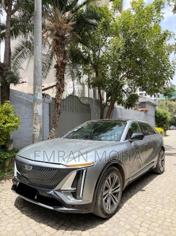 Cadillac Lyriq 2022 Beige