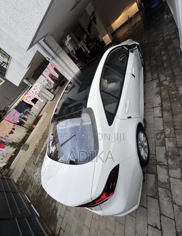 Toyota Corolla 2022 White