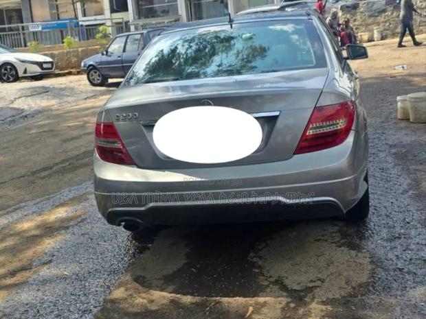 Mercedes-Benz C200 2013 Silver
