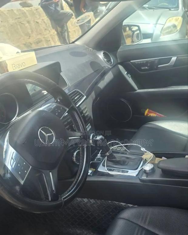 Mercedes-Benz C200 2013 Silver
