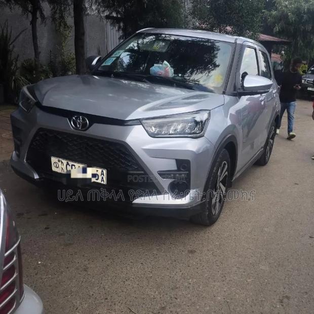 Toyota Raize 2022 Off white