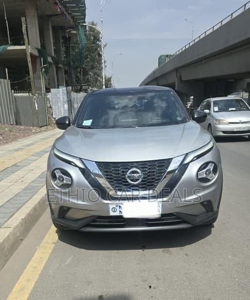 Nissan Juke 2022 Silver