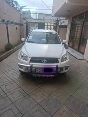 Toyota RAV4 2012 White for sale