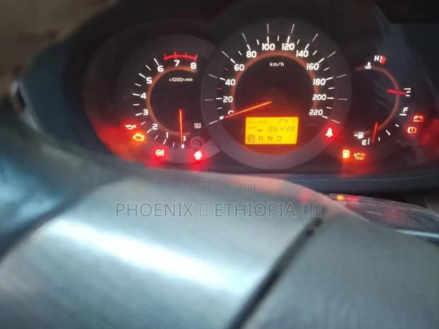Toyota RAV4 2012 White