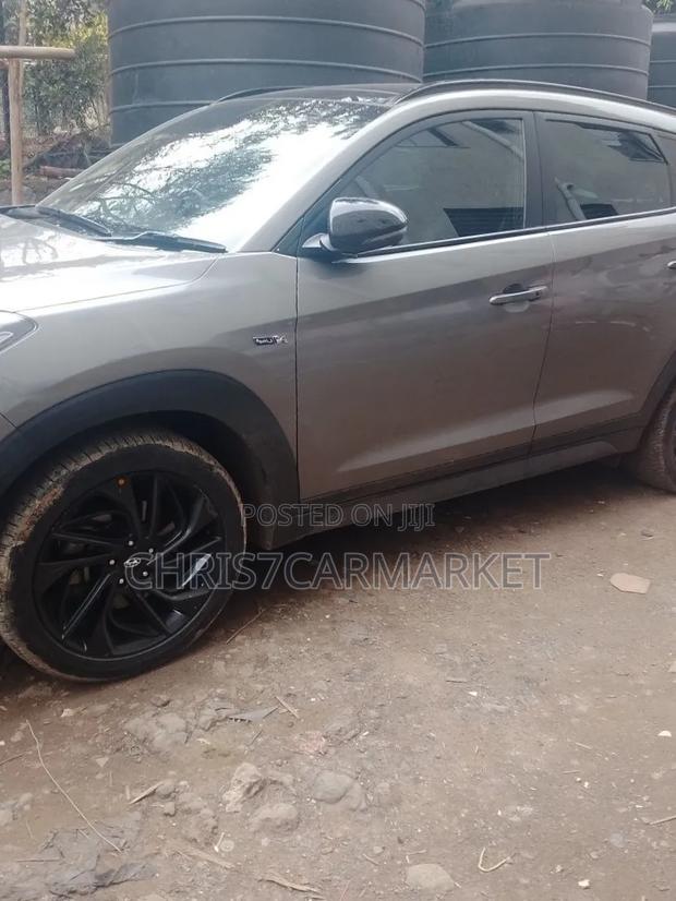 Hyundai Tucson Limited AWD 2020 Gray