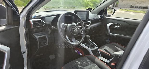 Toyota Raize 2022 Silver