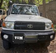 Toyota Land Cruiser 2020 White for sale
