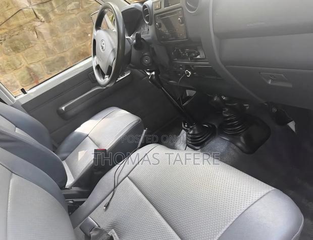 Toyota Land Cruiser 2020 White