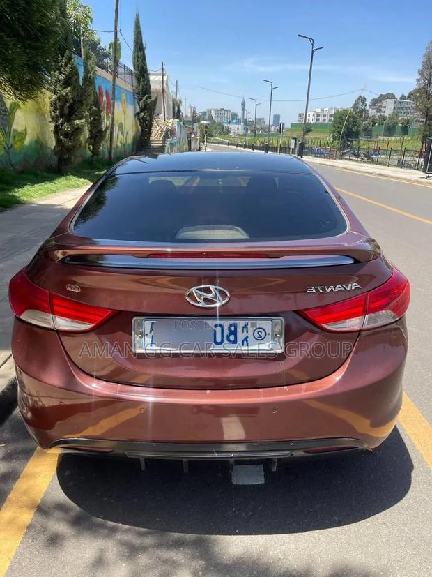 Hyundai Avante 2013 Brown