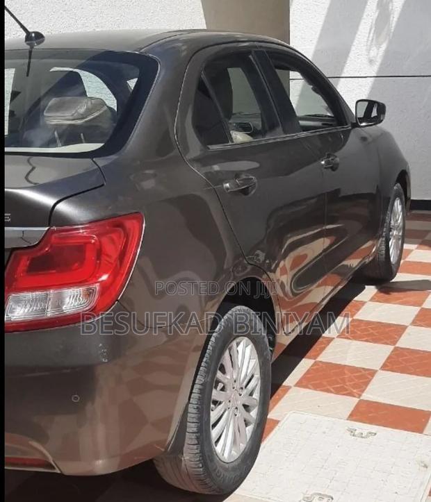 Suzuki Dzire 2022 Gray