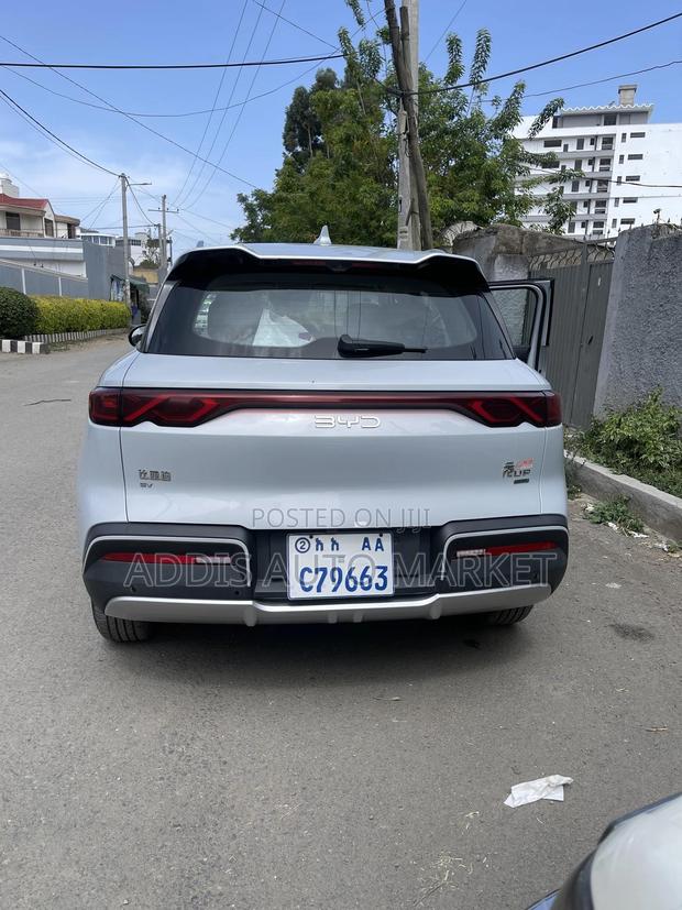 BYD Yuan Up 2025 Gray