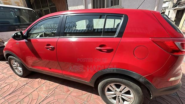 Kia Sportage 2012 Red