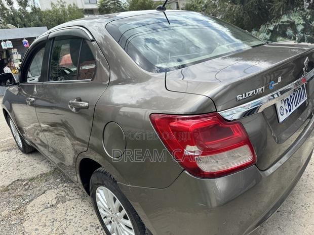 Suzuki Dzire 2021 Gray
