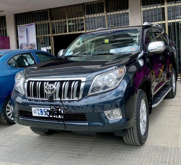 Toyota Land Cruiser Prado 3.0 TD 2010 Black