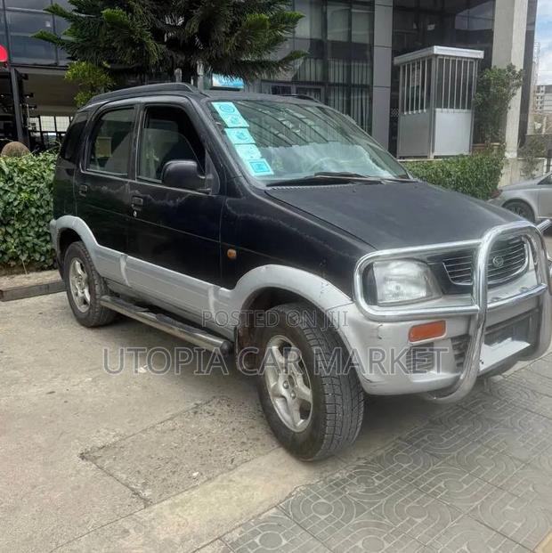 Daihatsu Terios 1999 Black