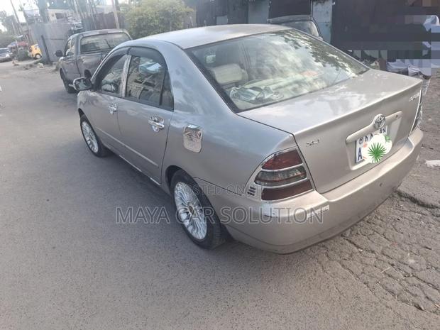 Toyota Corolla 2003