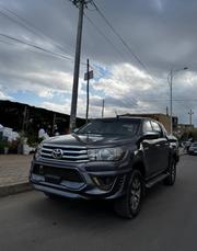 Toyota Hilux 2018 Gray for sale