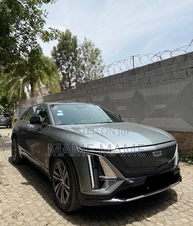 Cadillac Lyriq 2023 Gray