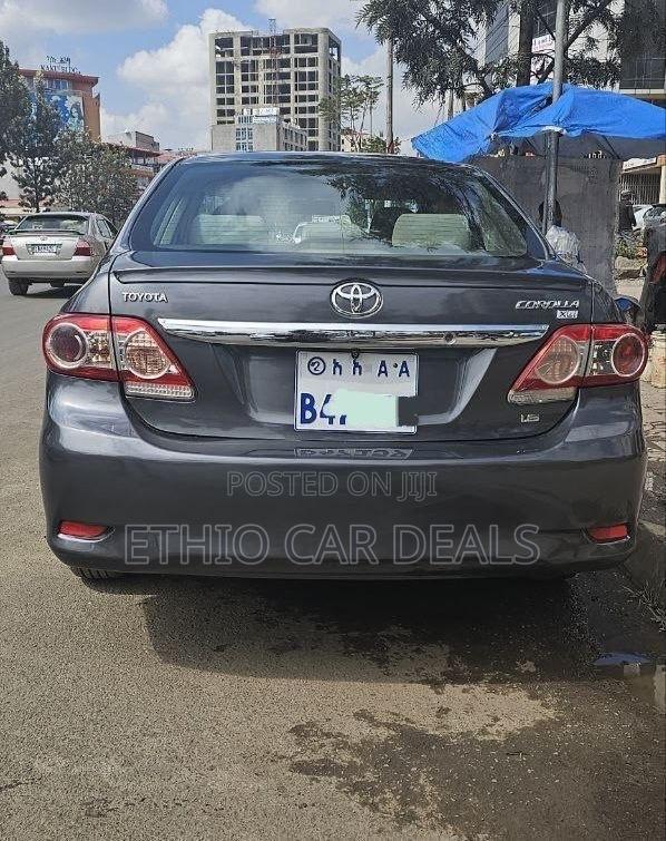 Toyota Corolla 2012 Black
