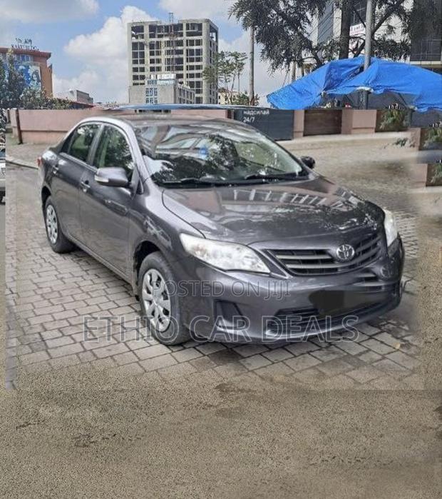 Toyota Corolla 2012 Black