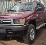 Toyota Hilux 2001 Brown for sale