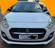 Suzuki Swift 2022 White for sale
