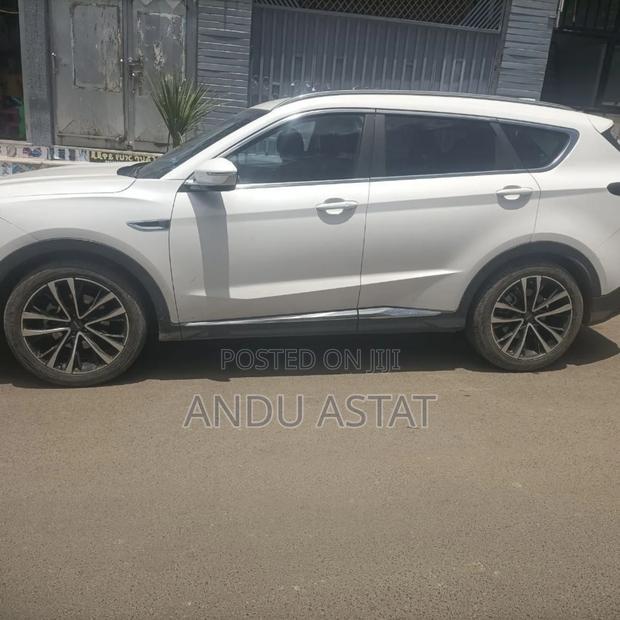 Jetour X70 Plus 2022 White