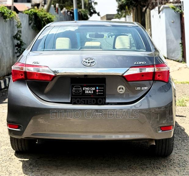Toyota Corolla 2016 Black