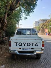Toyota Hilux 1996 White for sale
