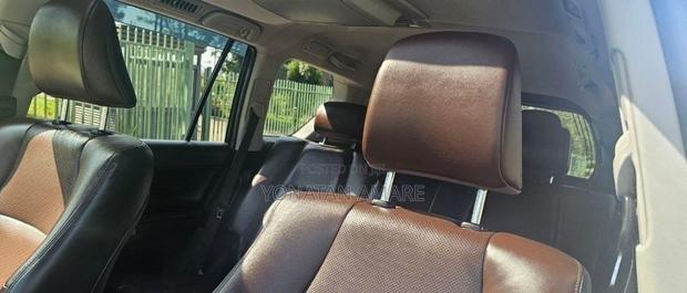 Toyota Land Cruiser Prado 2019 Brown