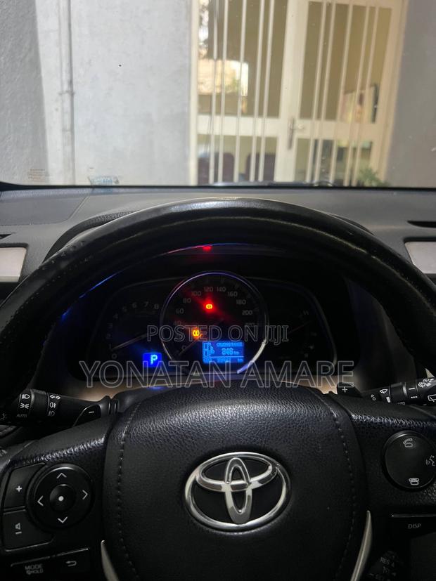Toyota RAV4 2015 Brown